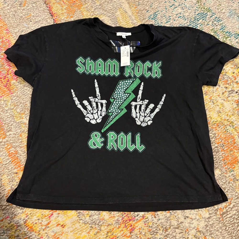 NWT * Maurice’s Sham Rock & Roll Graphic Tee St. Patrick’s Day NEW Size Medium M